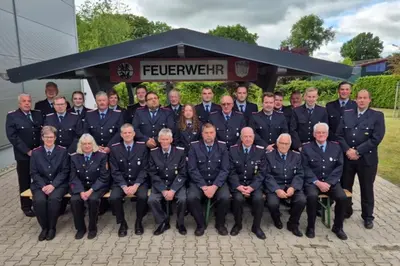 Großes Fest: 90 Jahre Feuerwehr Brockzetel begeistern die Gemeinde!