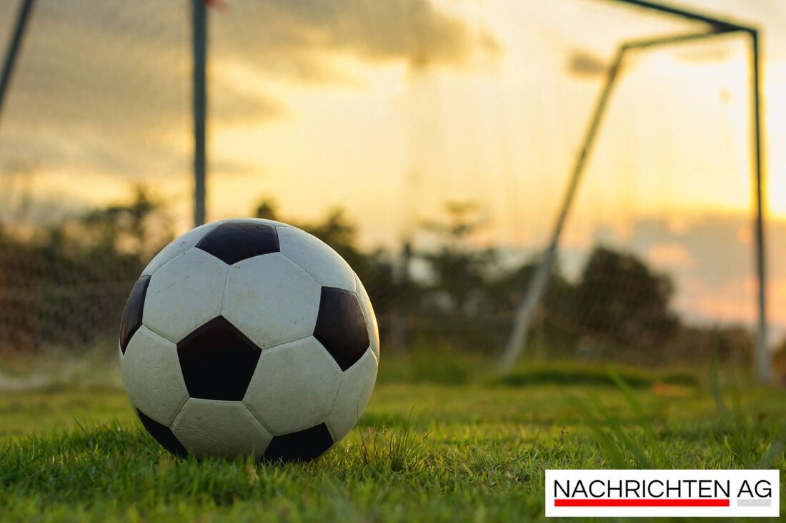 FC Bayern hat Kampf um Wirtz verloren. Leao von AC Milan kann neuer Kandidat werden. Transfermarkt bleibt angespannt.