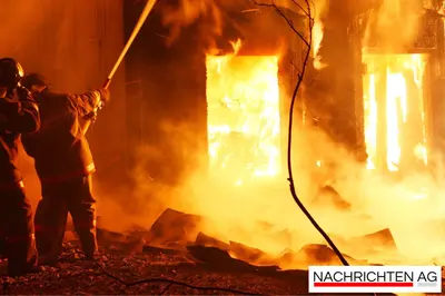 Großbrand in Backnang: Über 130 Feuerwehrleute im Dauereinsatz!