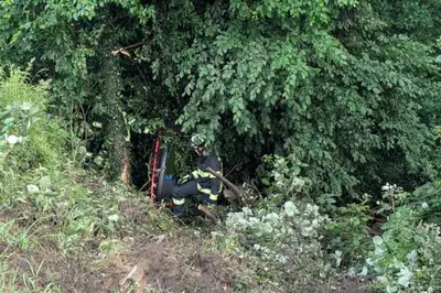Dramatischer Verkehrsunfall auf A1: Feuerwehr rettet eingeklemmte Person!
