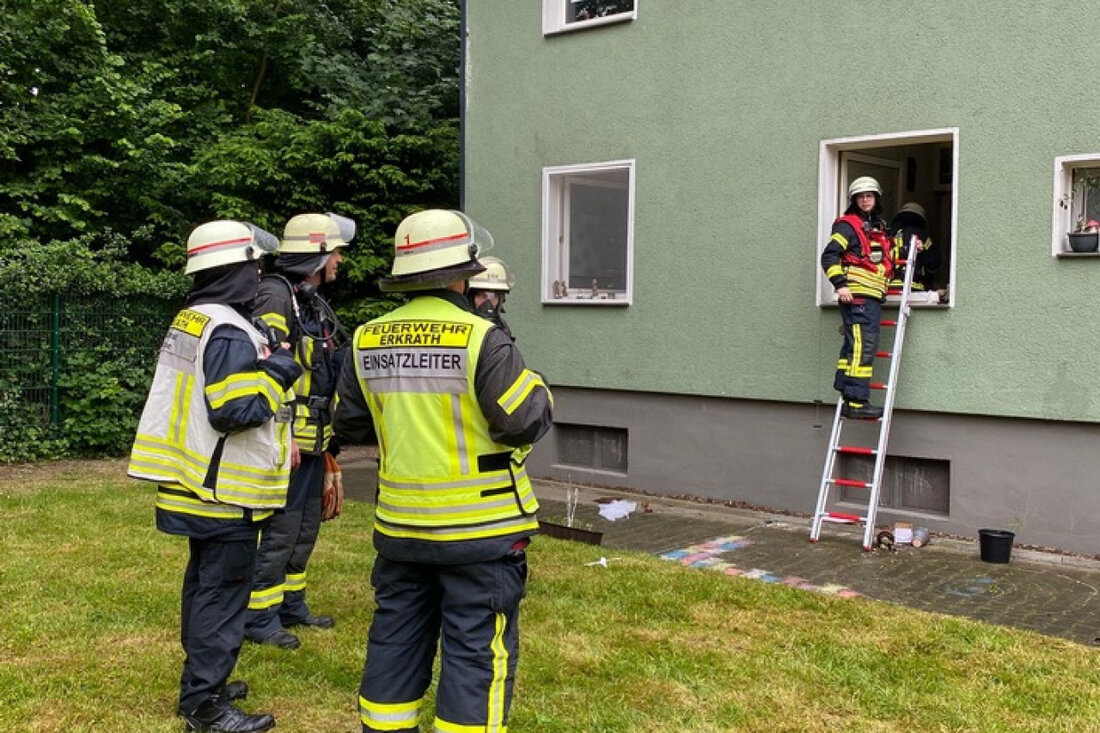 Feuerwehr Erkrath bewältigte am 24. Mai 2025 mehrere Einsätze, einschließlich eines Küchenbrands in Alt-Erkrath.