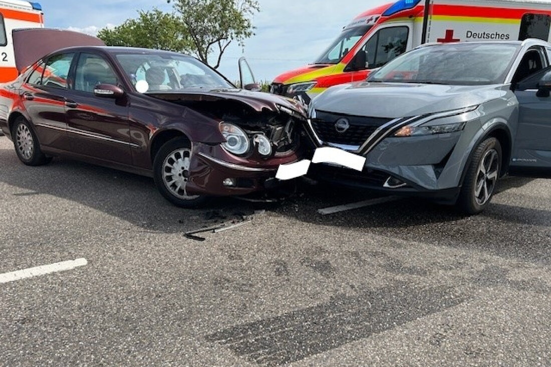Zwei Personen verletzt und 40.000 EUR Sachschaden nach Verkehrsunfall in Maikammer. Unfallhergang und Details hier.