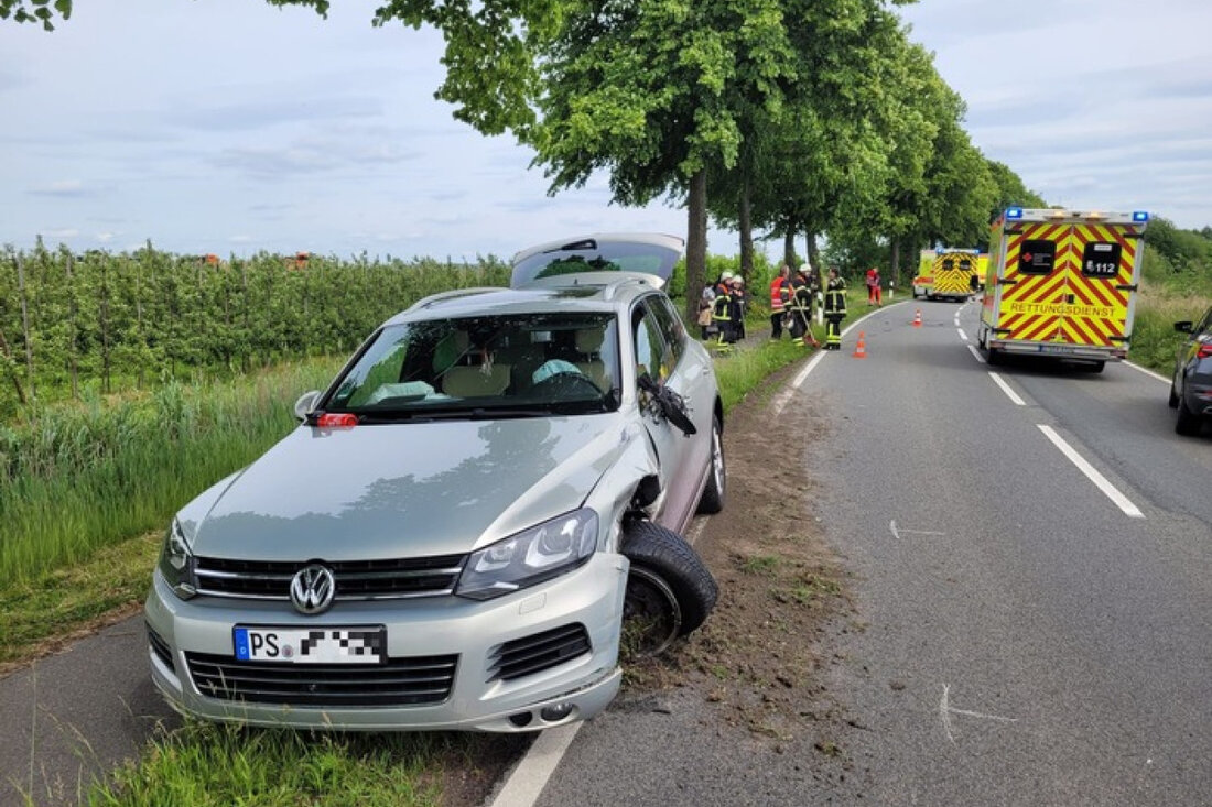 Am frühen Nachmittag verunglückte eine 49-jährige Motorradfahrerin schwer auf der L 140 im Alten Land nach einem Zusammenstoß.