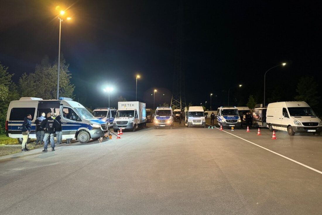 Gemeinsame Anhaltekontrollen am Sulterkamp in Essen führten zu Festnahmen und sichergestellten gestohlenen Fahrrädern.