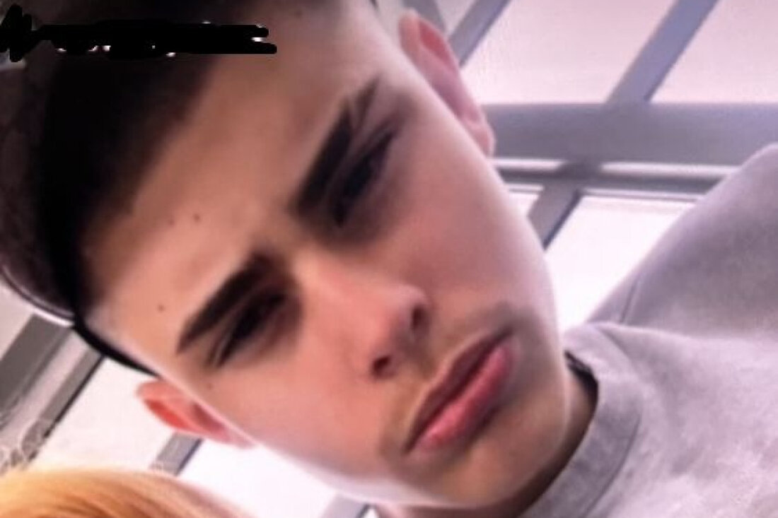 15-jähriger Kiano Lou Priebe aus Weimar wird seit dem 01.06.2025 vermisst. Hinweise bitte an die Polizei Marburg.