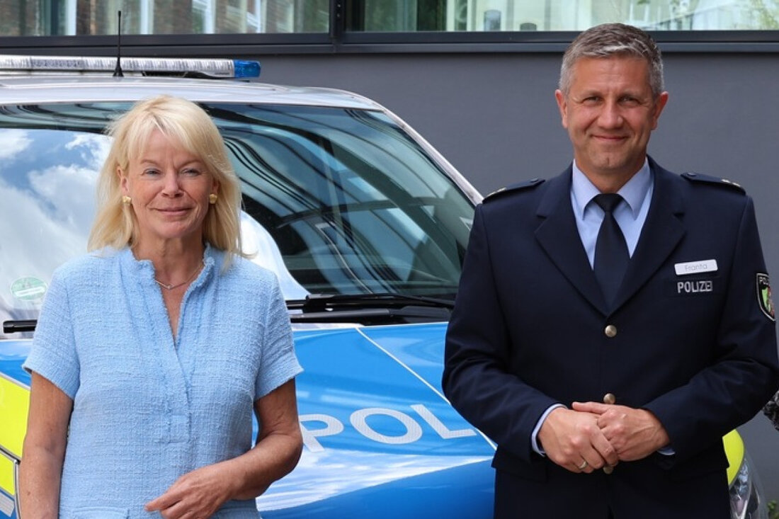 Polizeioberrat Thomas Franta übernimmt die Direktion Verkehr im PP Recklinghausen und bringt technische Expertise zur Verbesserung der Verkehrssicherheit ein.