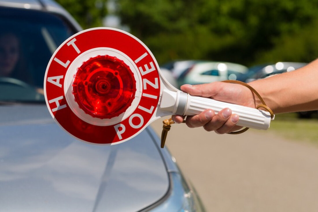 Im Rahmen der ROADPOL-Aktionswoche führte die Polizei Verkehrskontrollen zum Schutz von Kindern in Langenselbold durch.