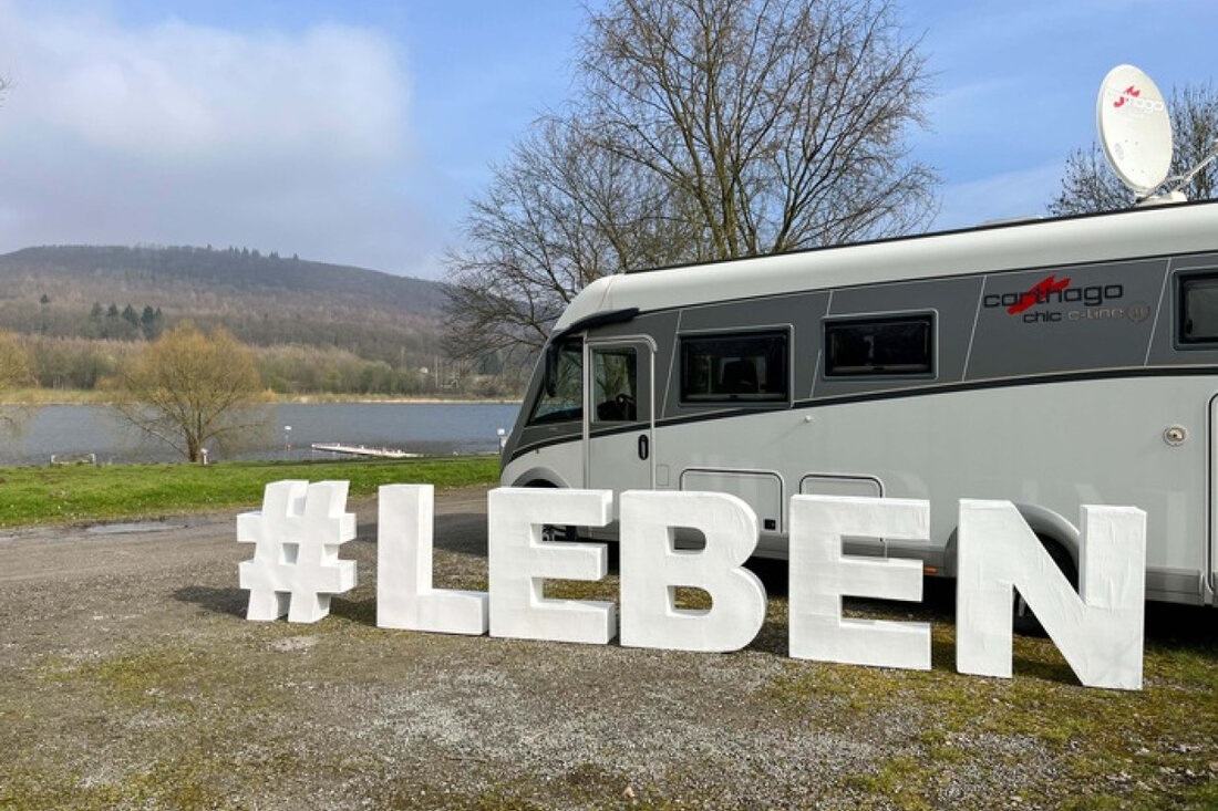 Die Polizei Lippe bietet kostenlose Wiege-Aktionen für Wohnmobile und Wohnwagen am 28.06. und 08.07.2025 an. Jetzt anmelden!