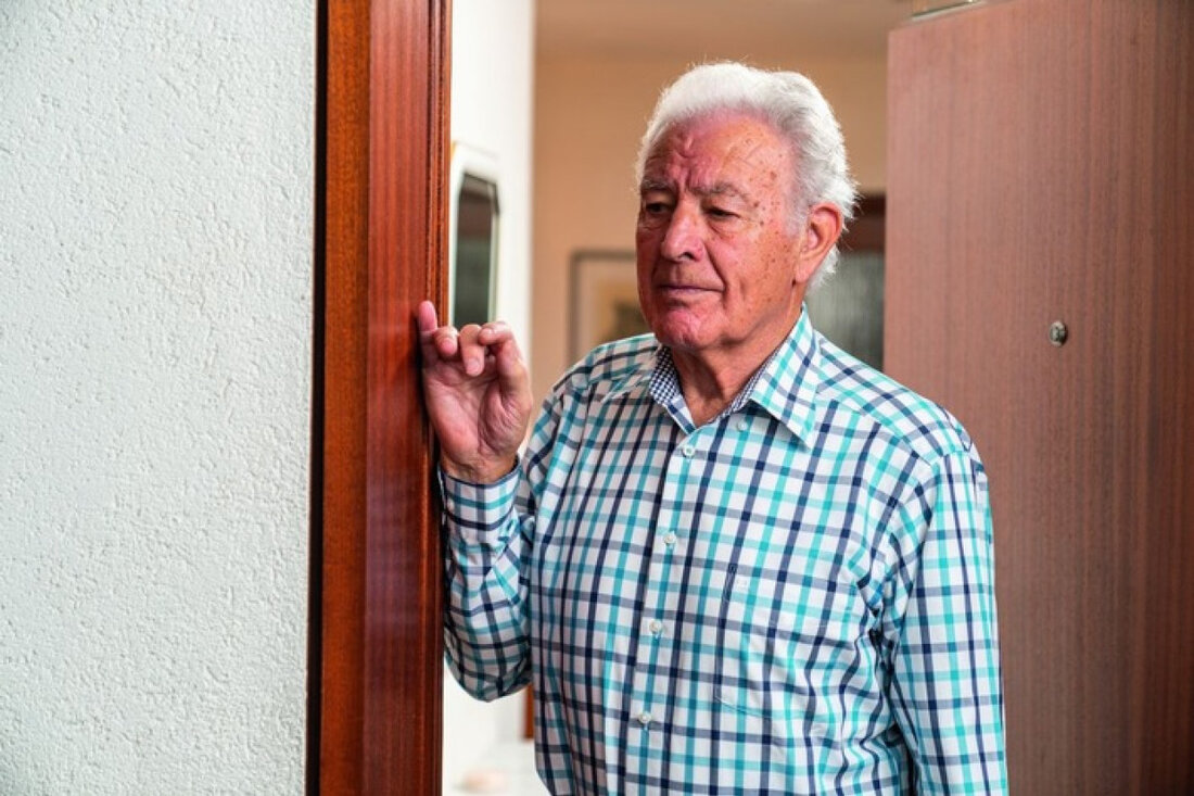 In Brensbach bedrängte ein aufdringlicher Teppichreiniger eine 86-jährige Seniorin. Die Polizei gibt Verhaltenstipps zum Schutz vor unseriösen Handwerkern.