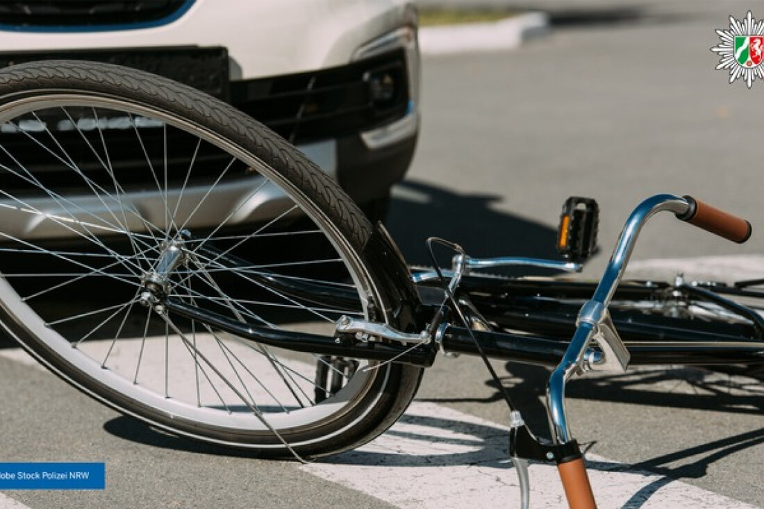 Am 05.06. wurde ein 88-jähriger Radfahrer auf der Falkensteinstraße bei einem Unfall schwer verletzt, als eine Autofahrerin ihn übersah.