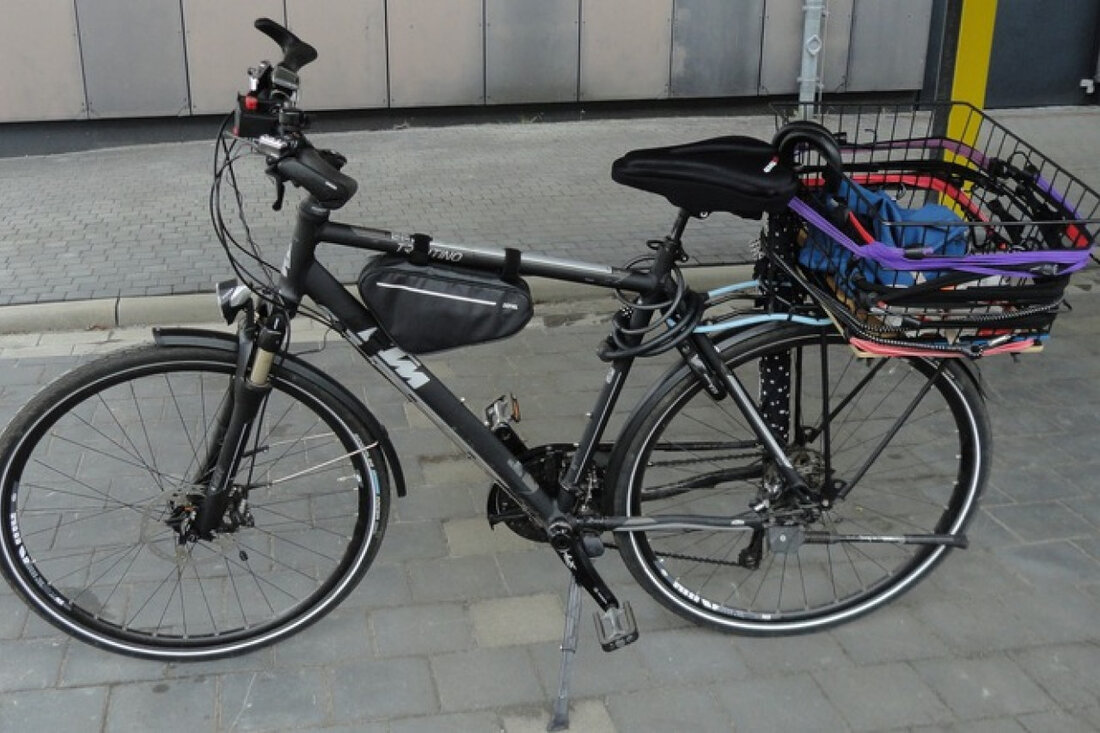 In Wilhelmshaven wurde ein herrenloses Fahrrad gefunden. Polizei sucht den Eigentümer oder Hinweise zur Herkunft.