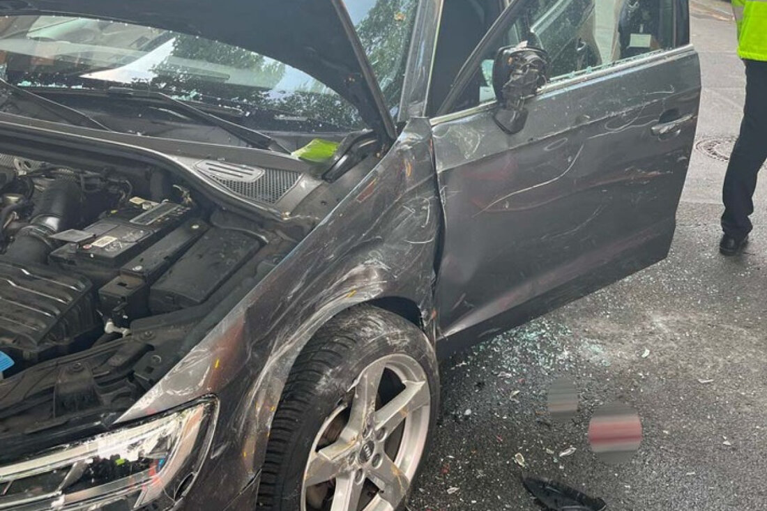 In Neudorf-Nord kollidierte am Freitagmorgen ein Linienbus mit einem Audi A3, ein Fahrer erlitt Verletzungen und musste ins Krankenhaus.