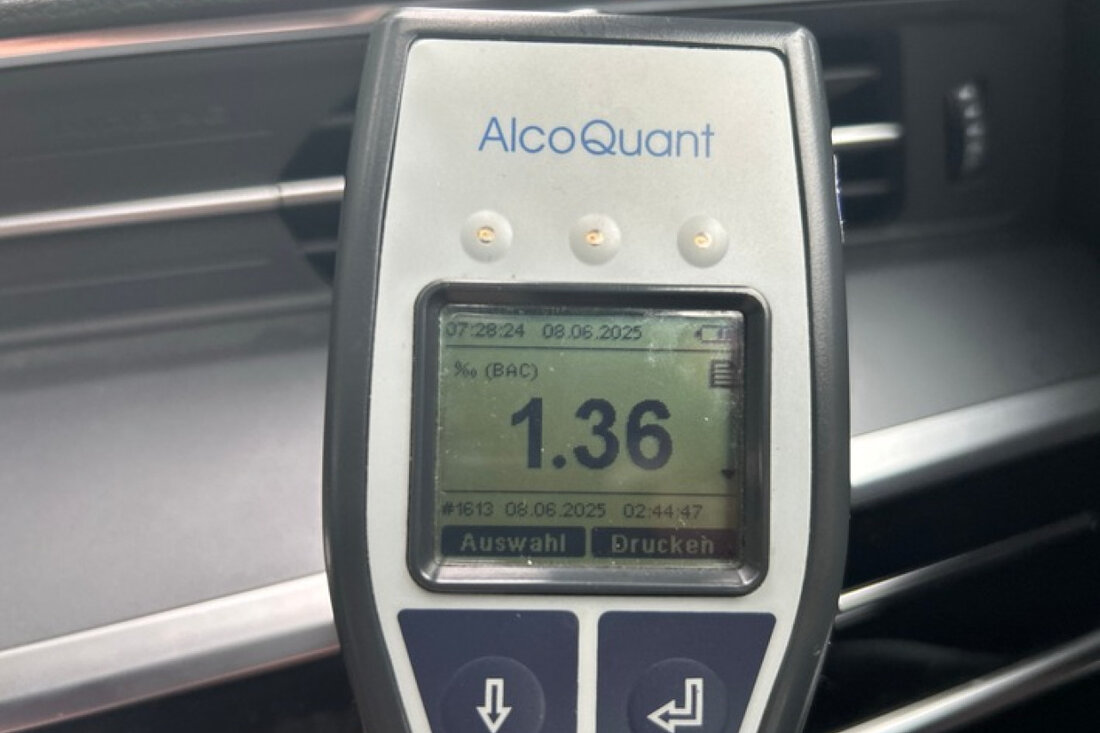 Während einer Kontrolle in der Zeiskamer Straße wurden drei Fahrer unter Alkoholeinfluss erwischt, einer mit 1,36 Promille.