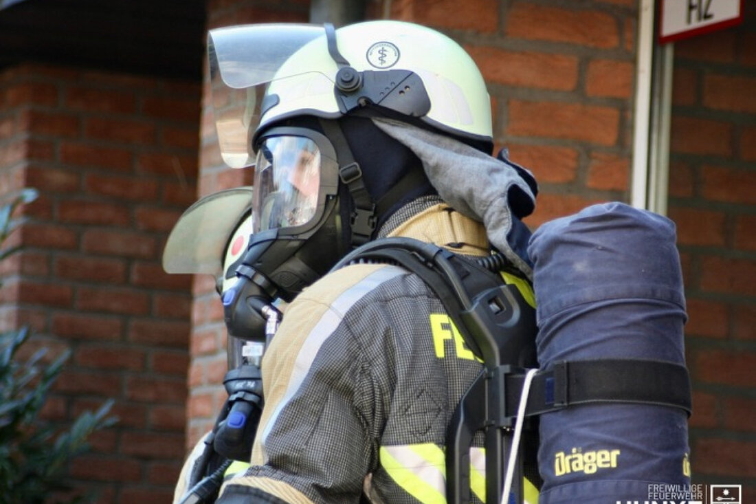 Am 9. Juni 2025 wurde die Freiwillige Feuerwehr Hünxe zu einem ausgelösten Rauchmelder in einem Wohnwagen alarmiert. Kein Schaden gefunden.