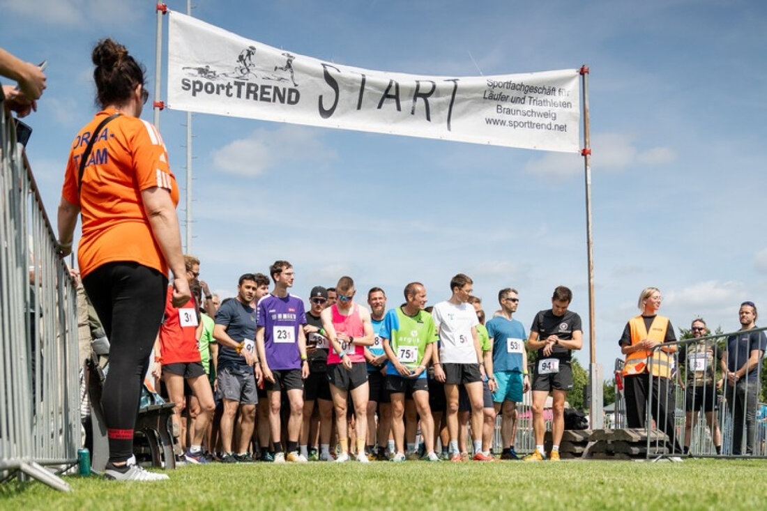 Am 11. Juni 2024 fand der 21. Behörden-Staffelmarathon in Braunschweig statt, an dem 88 Teams teilnahmen und über 3.696 km liefen.