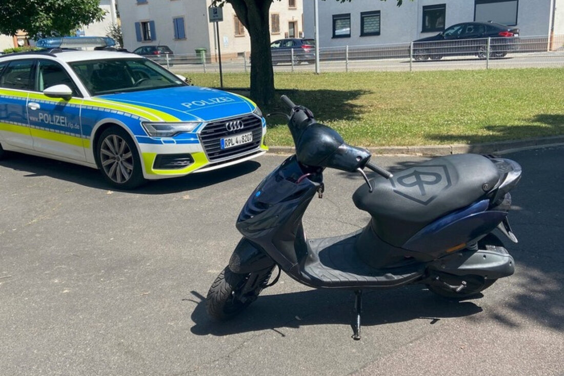 Ein Rollerfahrer in Meckenheim wurde mit über 100 km/h von der Polizei gestoppt. Er war erst 16 Jahre alt und positiv auf Drogen getestet.